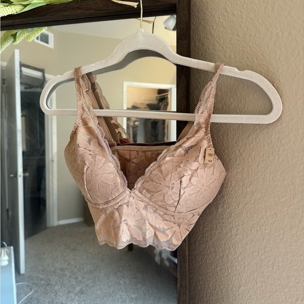 Lacy bra